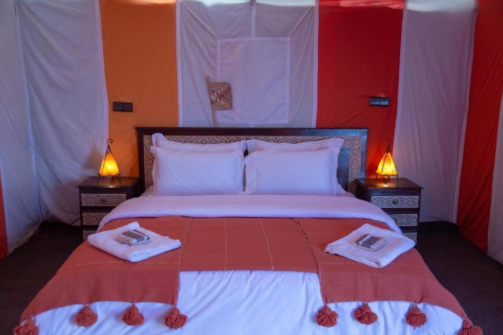 Luxury Desert Camp Merzouga Bagian luar foto